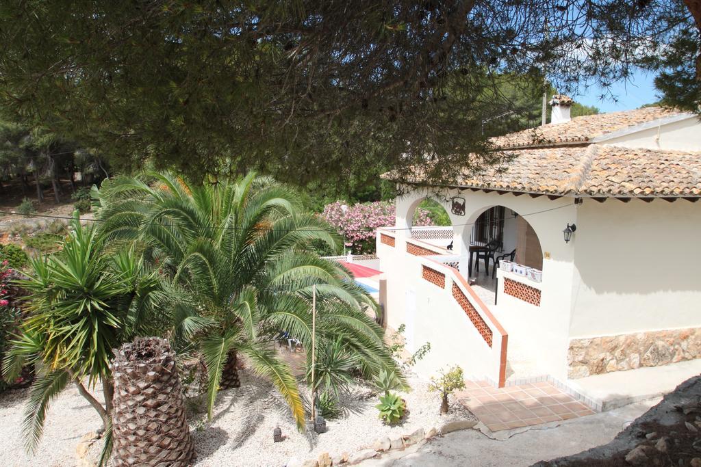 Miquel - Pretty Holiday Property With Garden And Private Pool In Moraira Kültér fotó