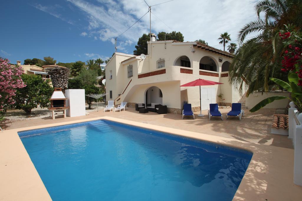Miquel - Pretty Holiday Property With Garden And Private Pool In Moraira Kültér fotó