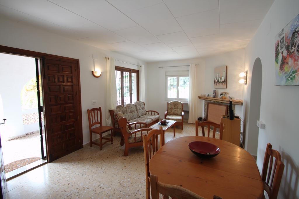 Miquel - Pretty Holiday Property With Garden And Private Pool In Moraira Kültér fotó